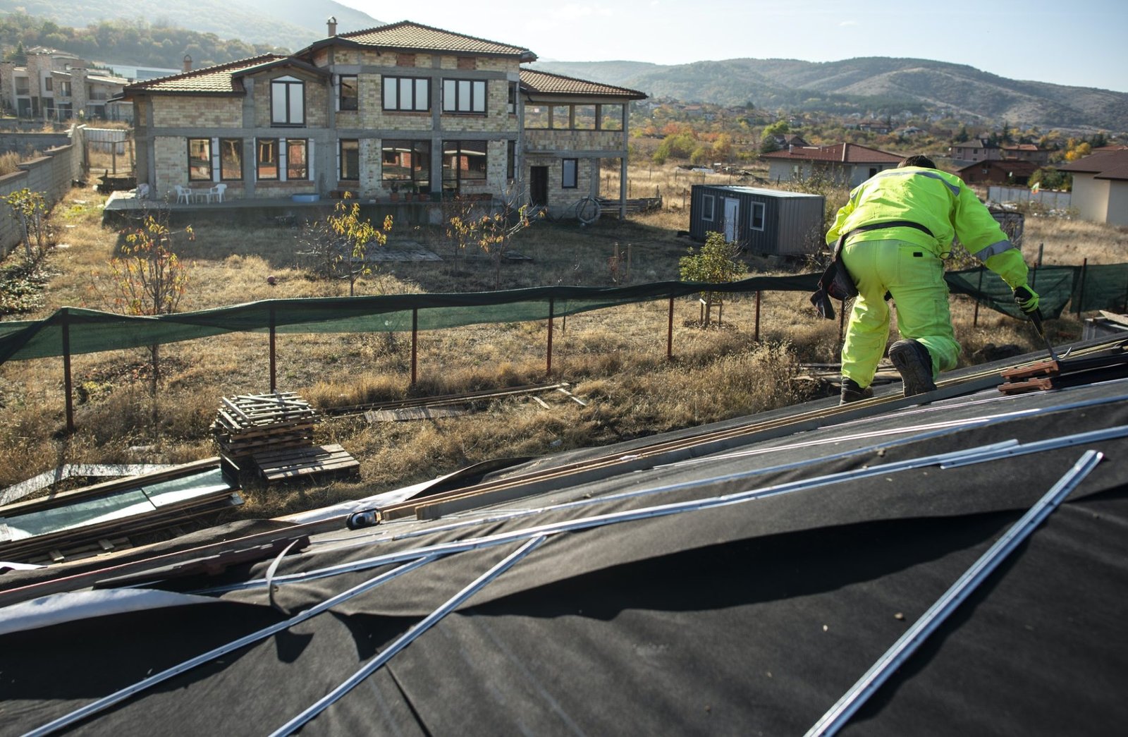 Repair and build construction of roof. Conception for roofing, n